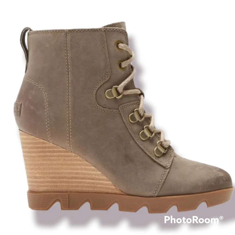 Sorel Joan Of Arc Uptown Waterproof Wedge In Khaki - Picture 4 of 11